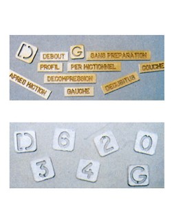 LETTRE LAITON D G 15X15MM